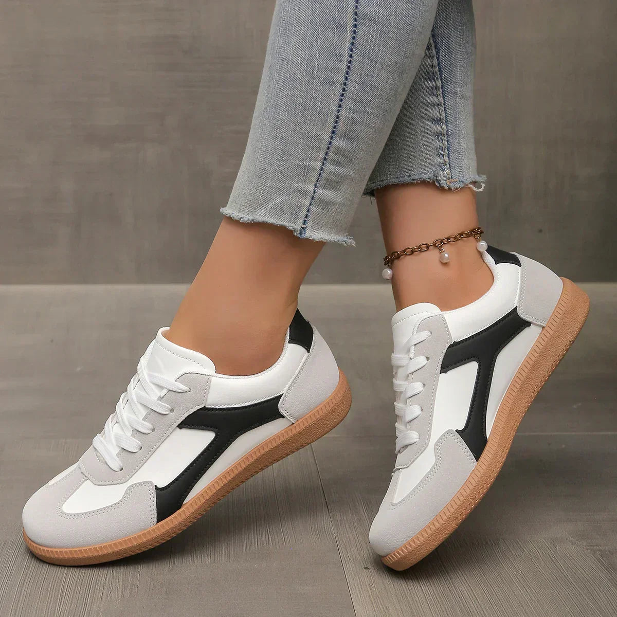 Desirée - Casual Chic Sneaker