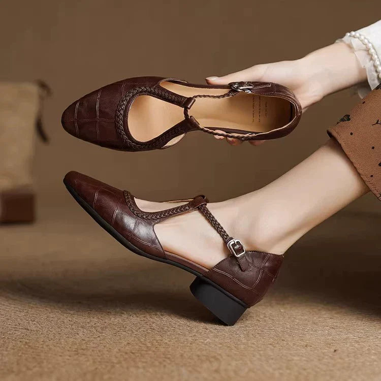 Mireille - Vintage Charm Sandals