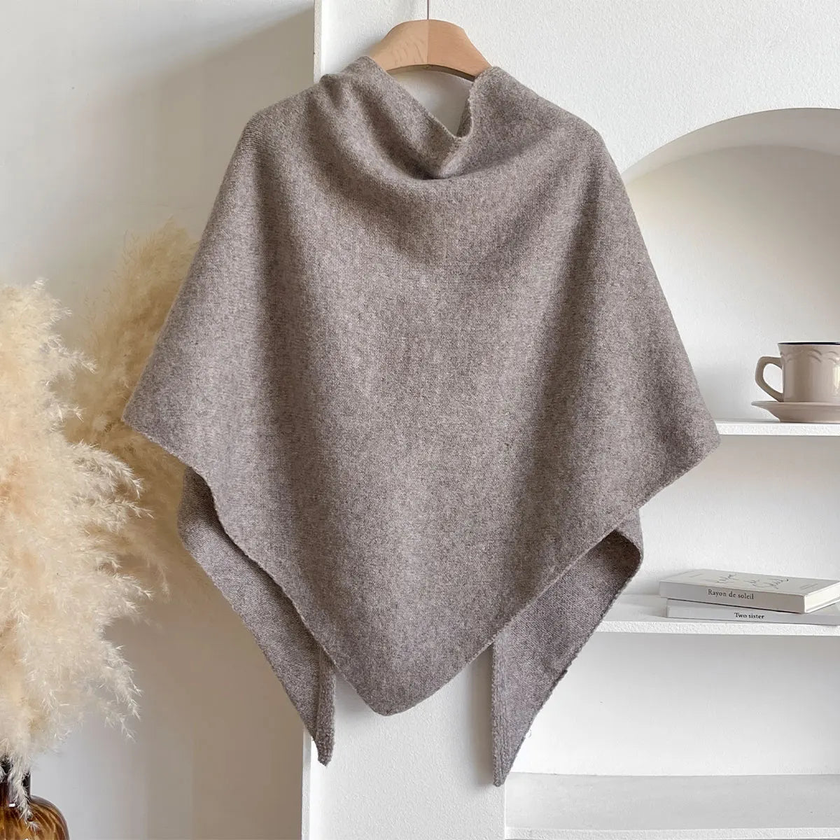 Elara™ Soft Weave Scarf