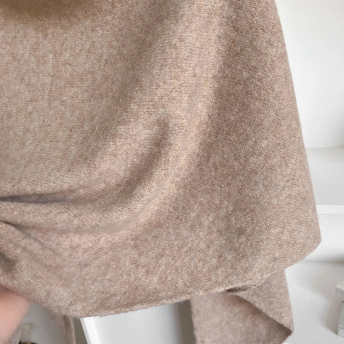 Elara™ Soft Weave Scarf