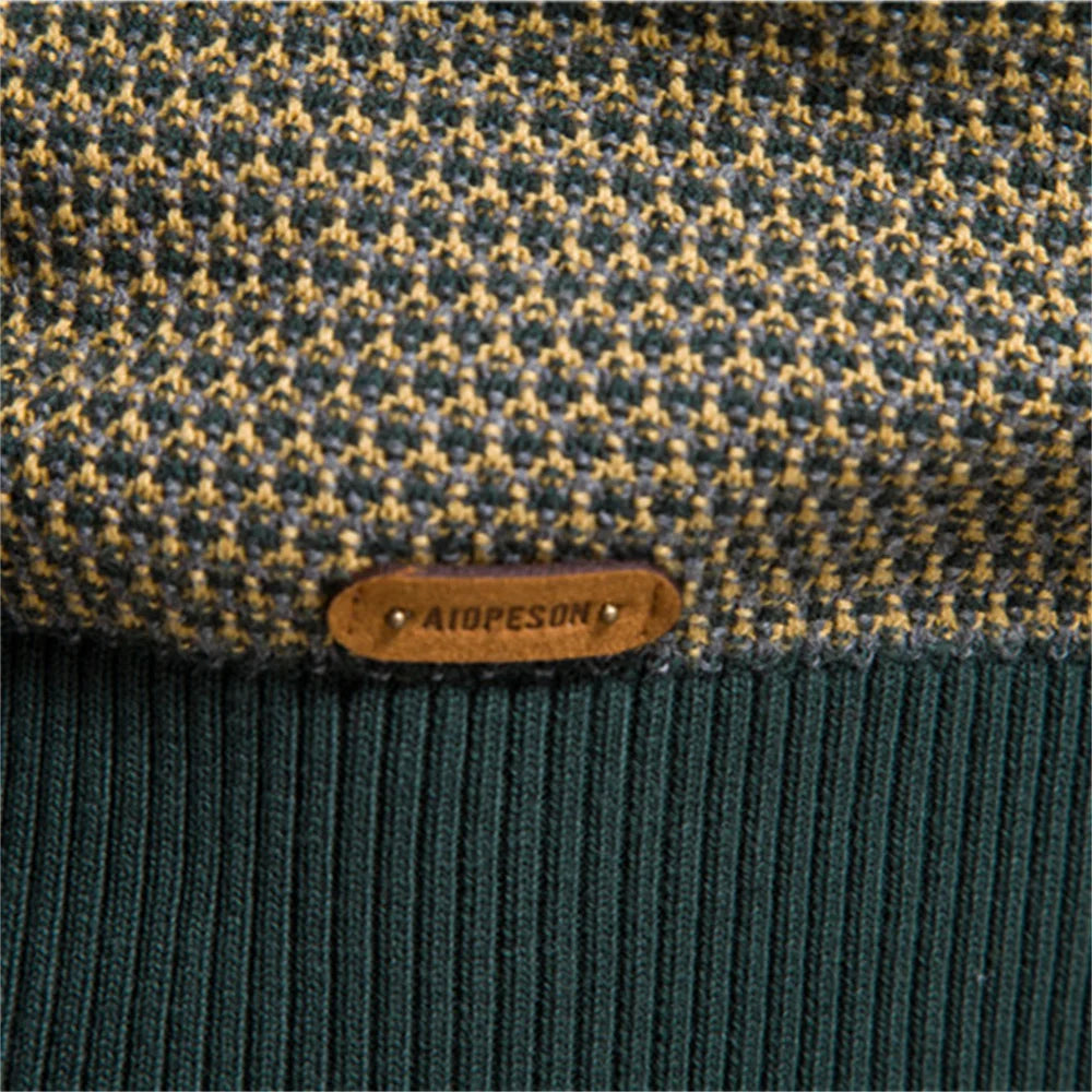 Hayden | Men's Sweater With Checkered Pattern