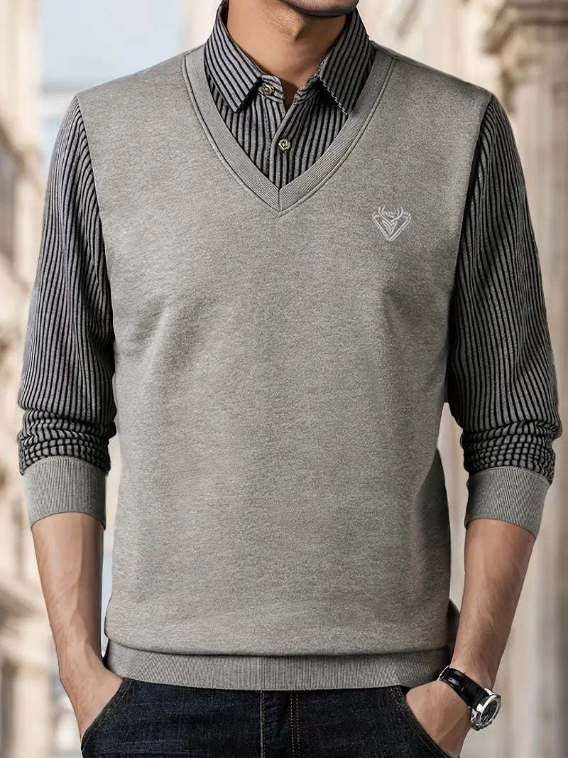 Gareth | Effortlessly Stylish And Confident Sweater