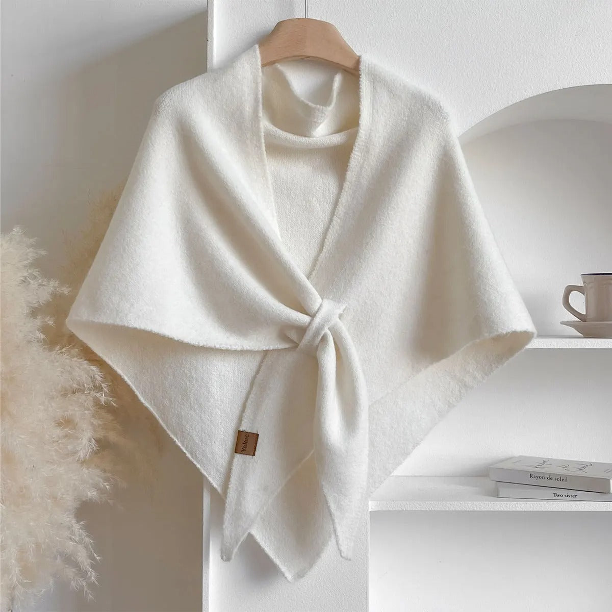 Elara™ Soft Weave Scarf